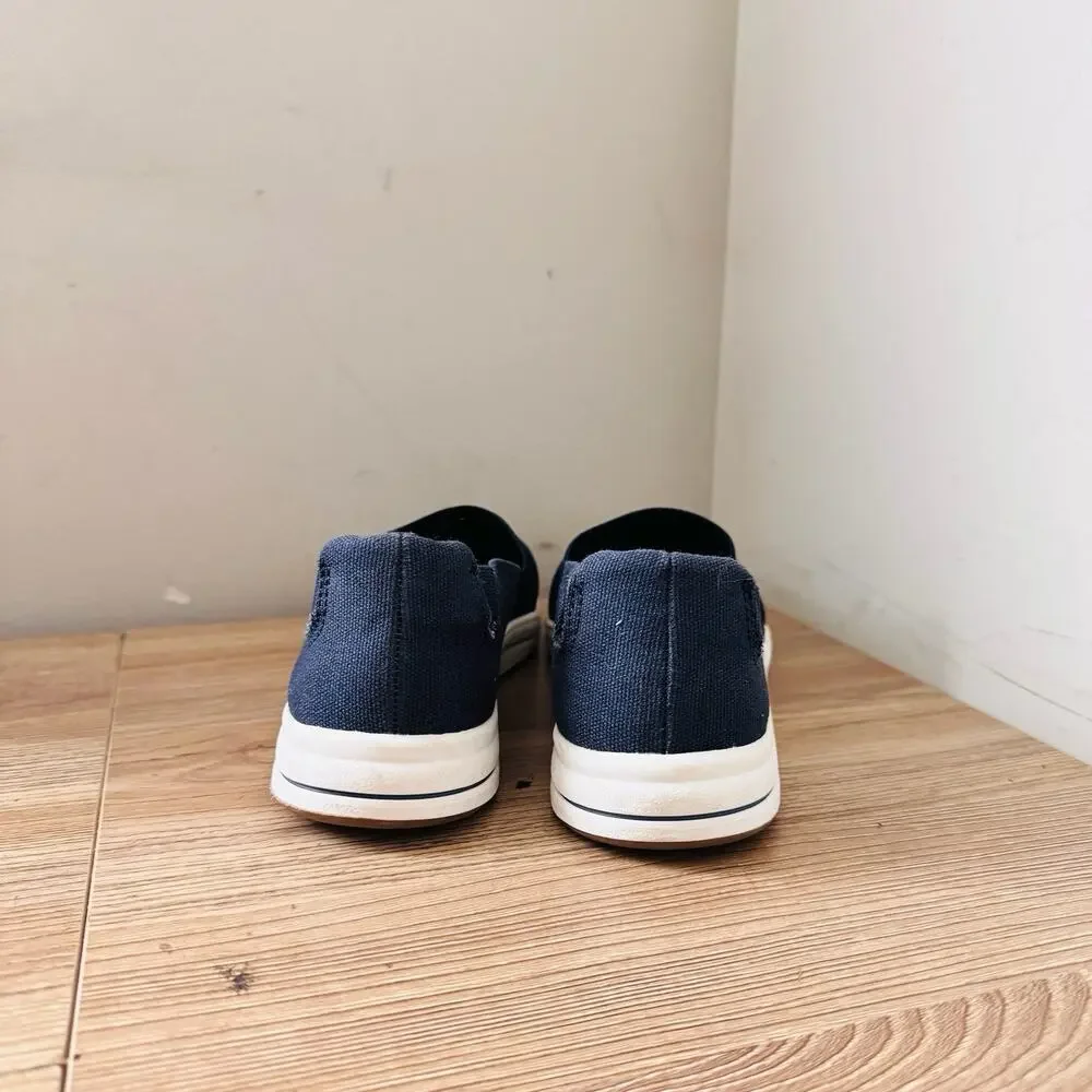 Clarks Women's Breeze Vibe CloudSteppers Slip On Loafer Navy Size 6